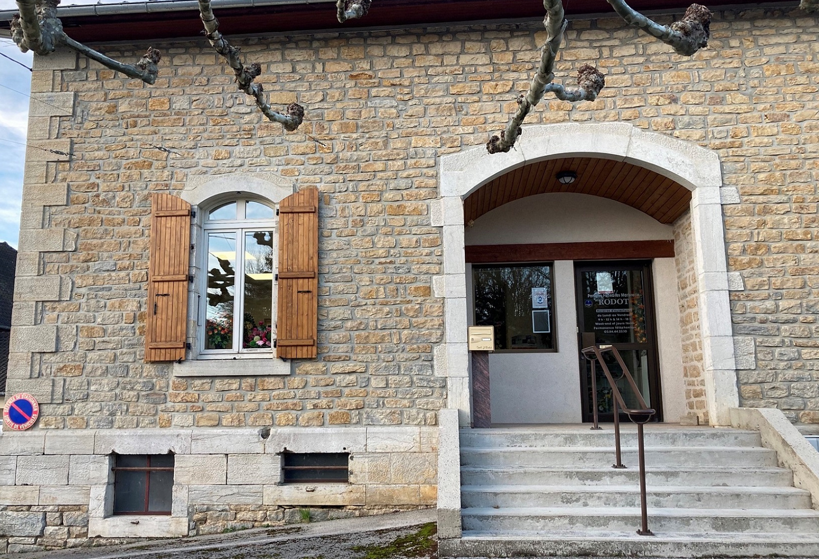 France-Obseques-Agence-Rodot-Macornay-Facade